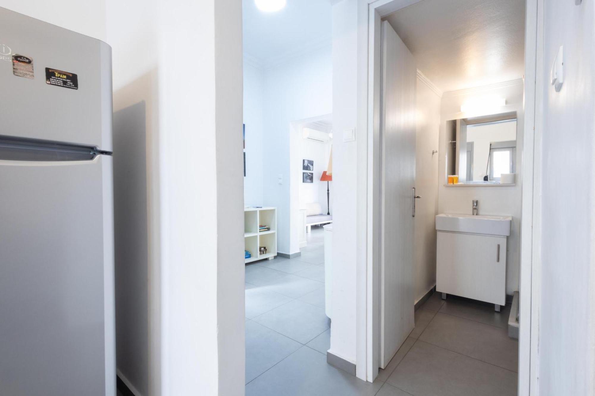 Renovated 5 Bdr House Near Acropolis - New Beds, Terrace & Green Yard Athènes Extérieur photo
