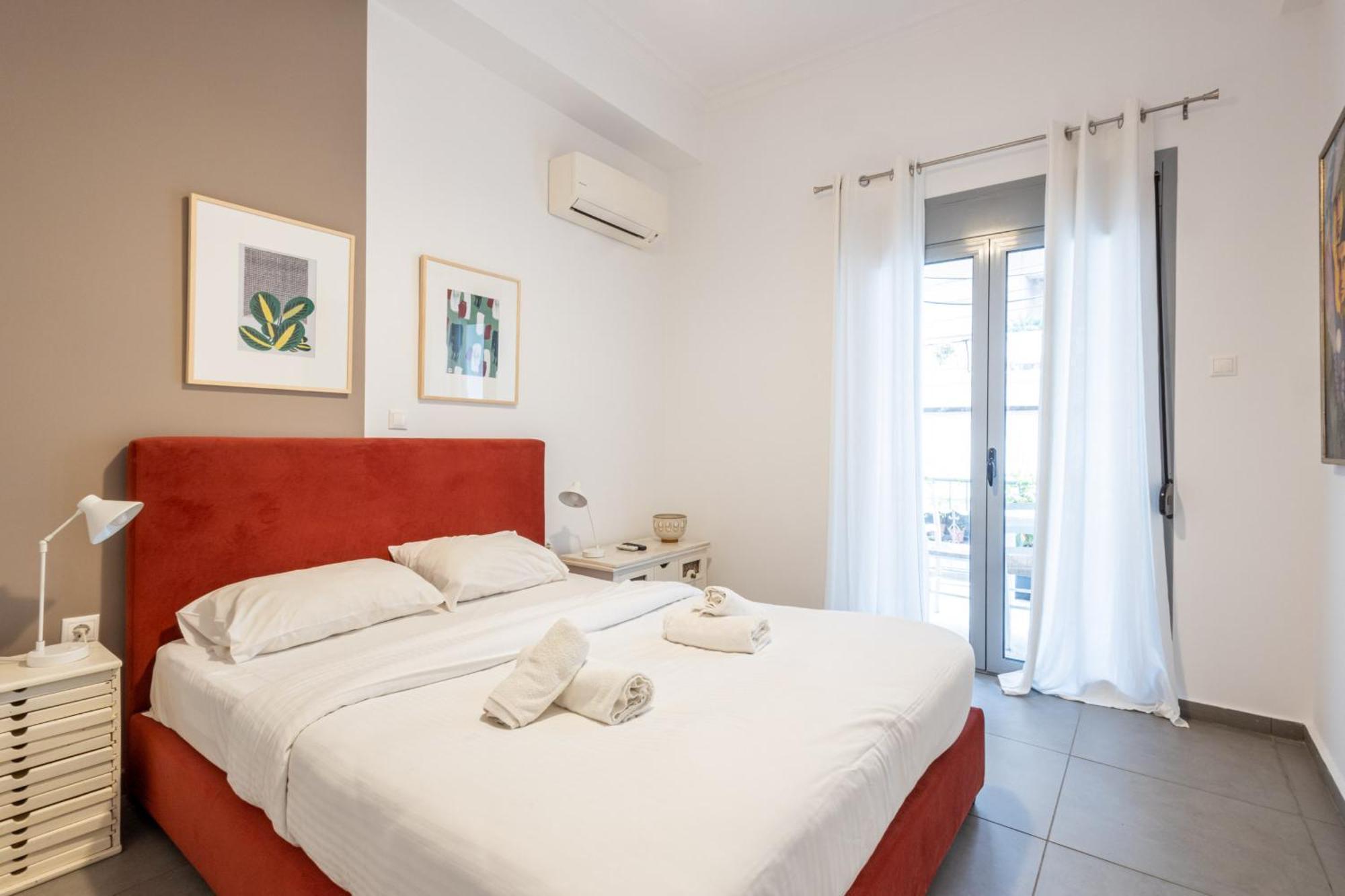 Renovated 5 Bdr House Near Acropolis - New Beds, Terrace & Green Yard Athènes Extérieur photo