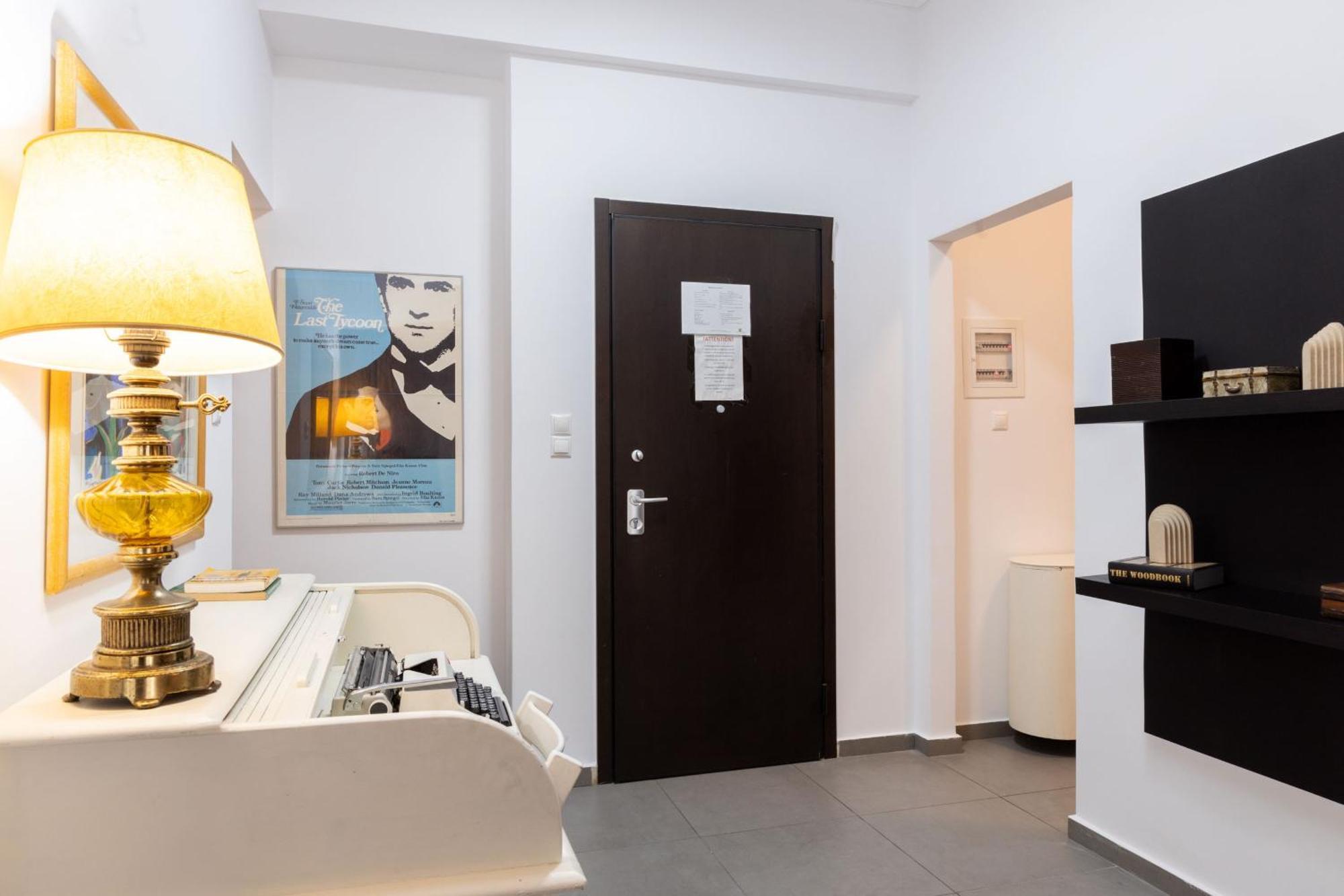 Renovated 5 Bdr House Near Acropolis - New Beds, Terrace & Green Yard Athènes Extérieur photo